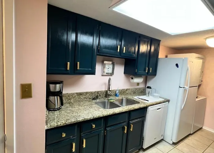 Aparthotel Sugar 330 Family Friendly Vacation Sleeps 8